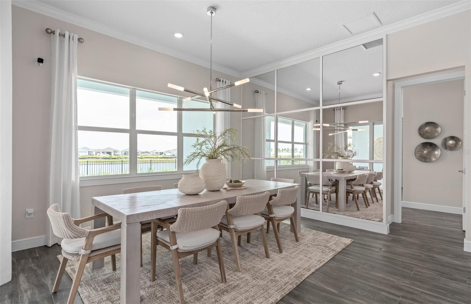 Model Home Design Only. Pictures and furnishings are for illustrative purposes only. Elevations, colors and options may vary. Furniture is for model home staging only. - 15000 CANOPY COVER DRIVE, WINTER GARDEN