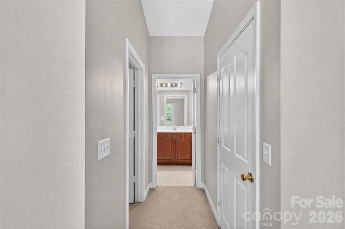 Condominium at 11232 Hyde Pointe Court, Charlotte, photo 18 of 43