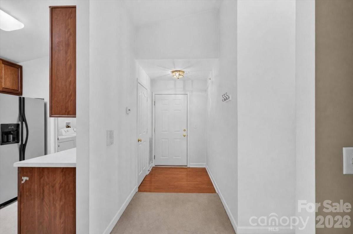Condominium at 11232 Hyde Pointe Court, Charlotte, photo 28 of 43