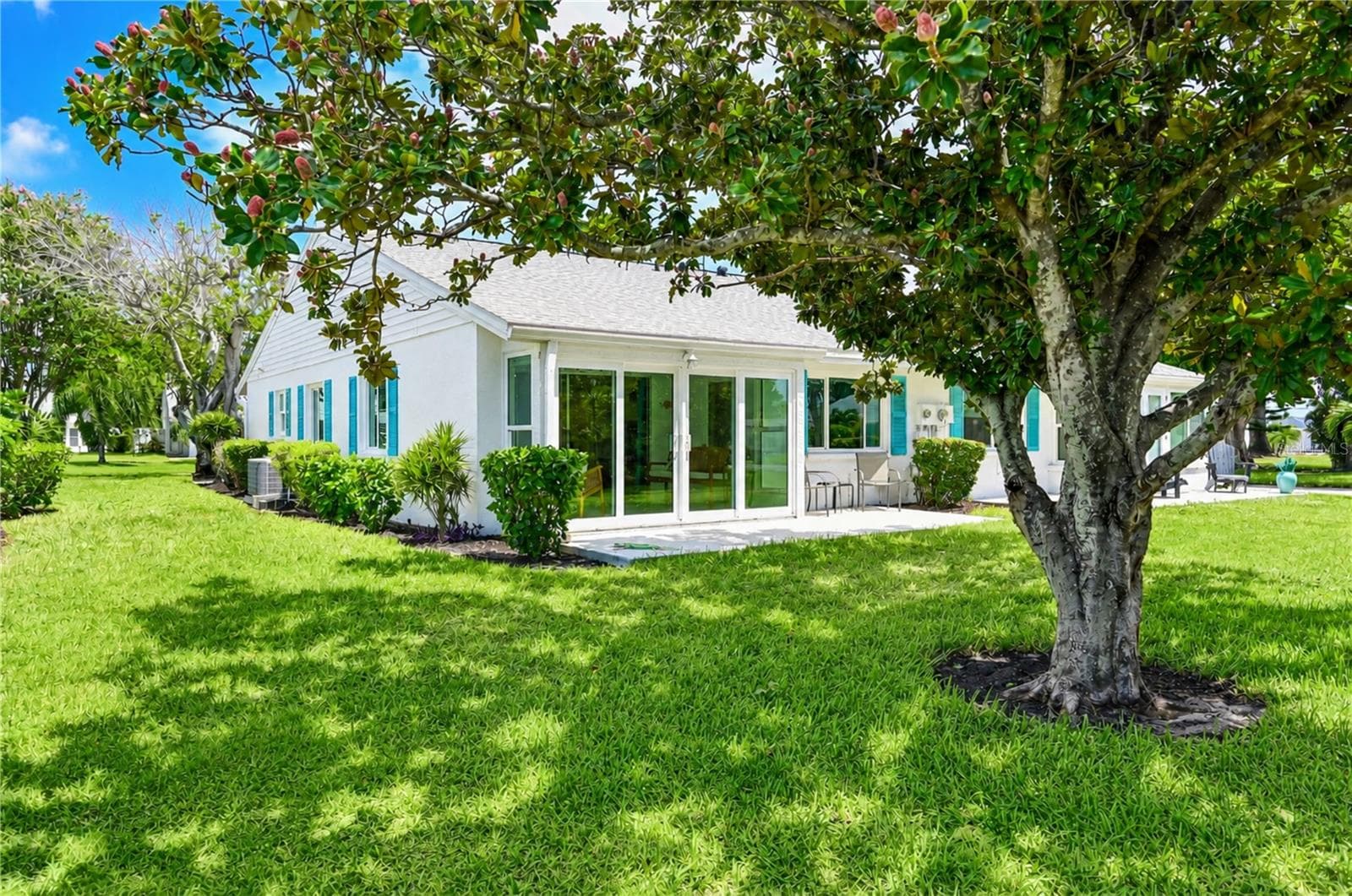 Back of villa - 9406 ANDOVER CIR, BRADENTON