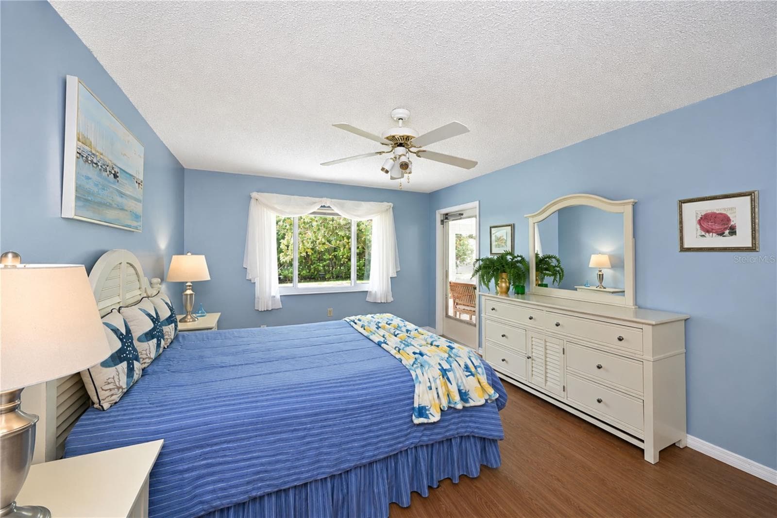 Primary bedroom to windows - 9406 ANDOVER CIR, BRADENTON