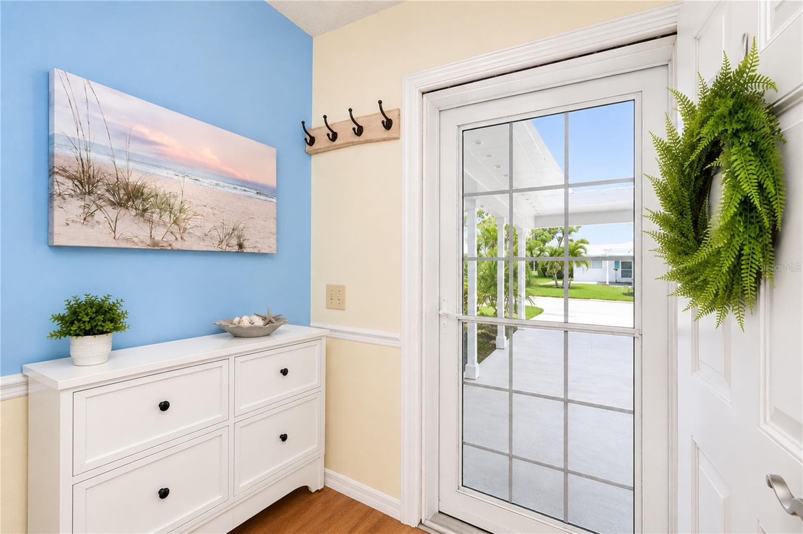 Foyer to front door - 9406 ANDOVER CIR, BRADENTON