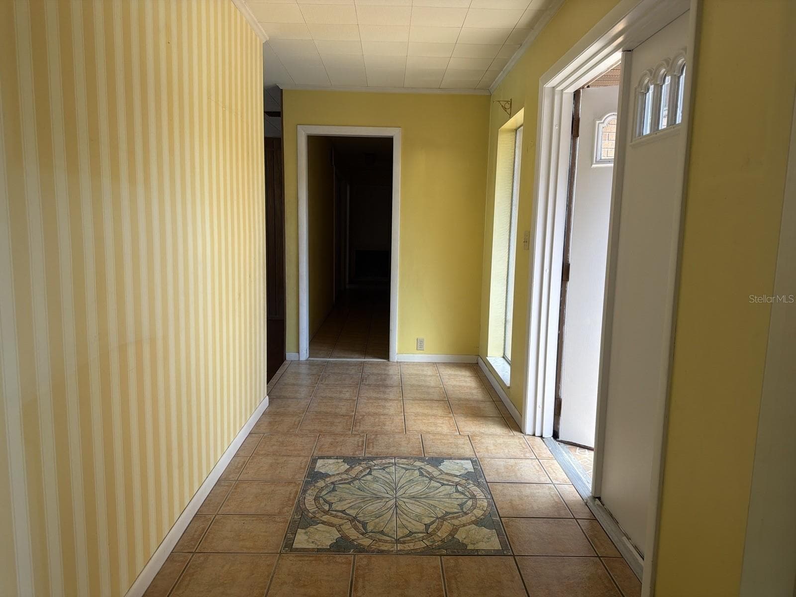 Foyer - NONE, MULBERRY
