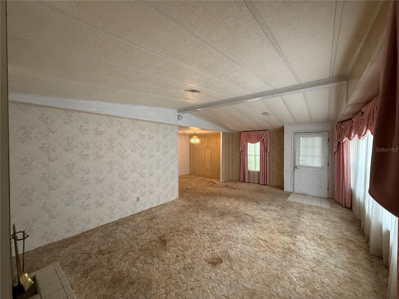 Manufactured Home at CONTINENTAL CTRY CLUB COMM, WILDWOOD, photo 12 of 25