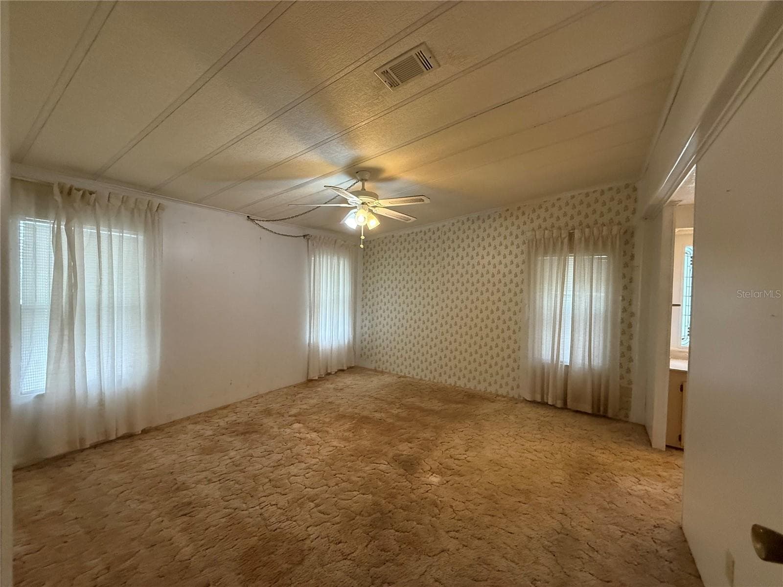 Manufactured Home at CONTINENTAL CTRY CLUB COMM, WILDWOOD, photo 15 of 25