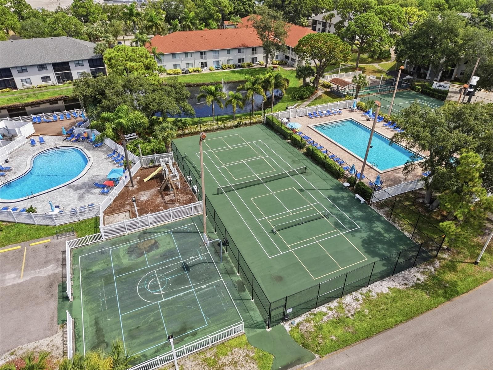 Condominium at 4440 47TH AVE W #102, BRADENTON, photo 36 of 42