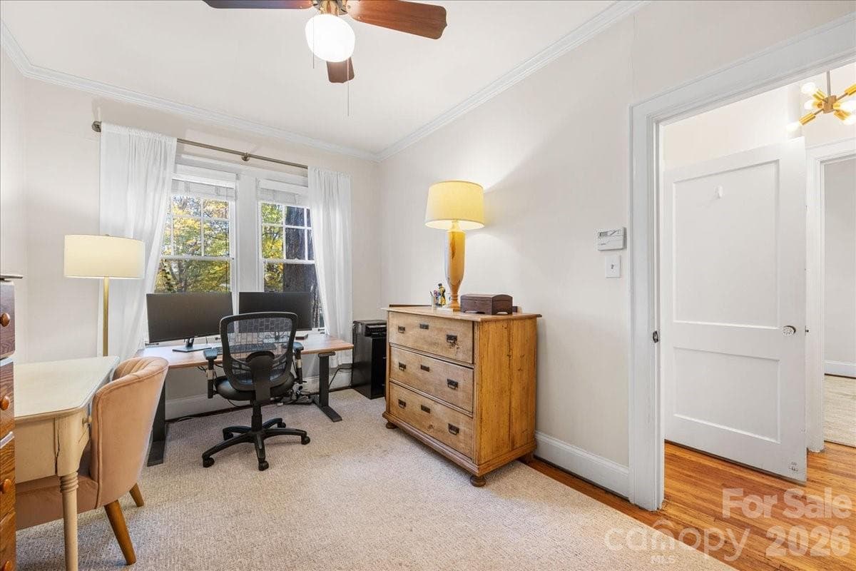 Condominium at 2300 Roswell Avenue, Charlotte, photo 28 of 34