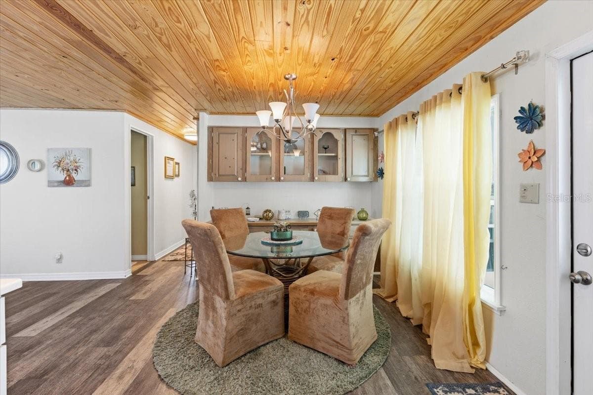 Manufactured Home at 1451 BLUE HERON DR, ENGLEWOOD, photo 8 of 27