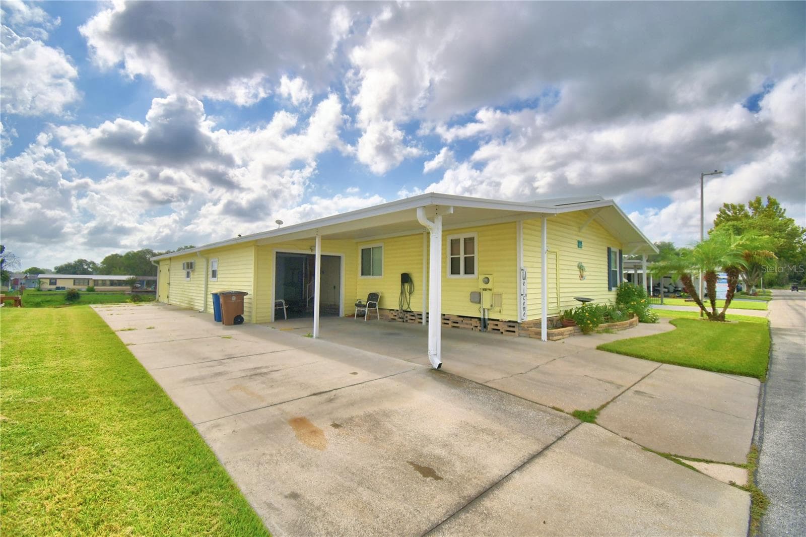 2055 S FLORAL AVE #119
