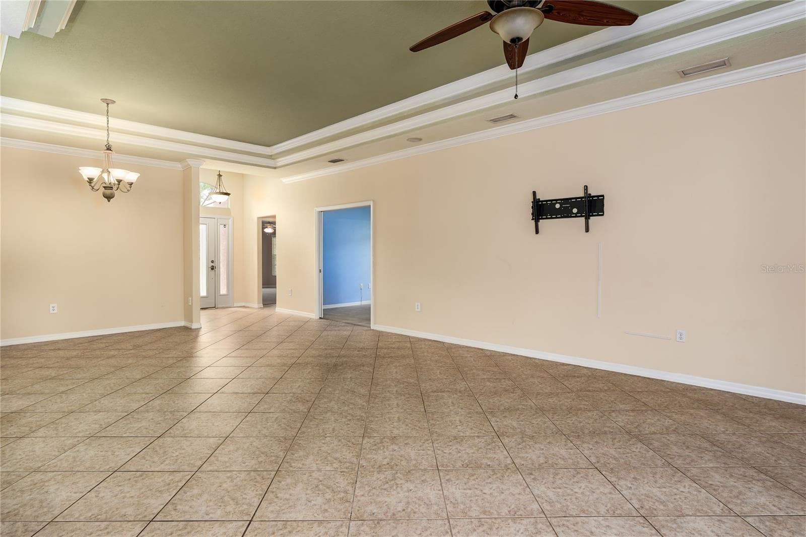 Single Family Residence at 8910 STONE HARBOUR LOOP, BRADENTON, photo 5 of 44