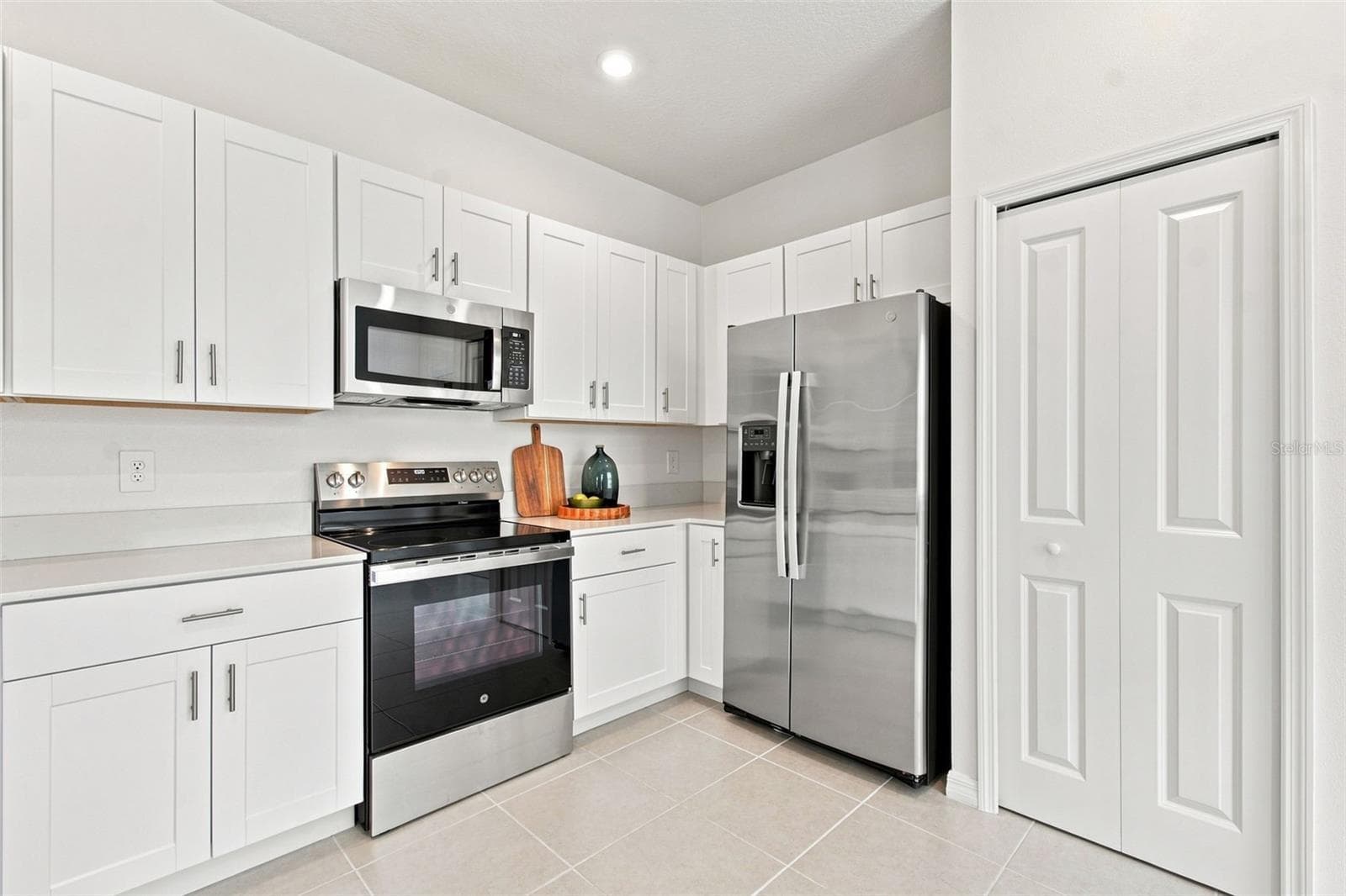 Townhouse at 36159 RISA MICHELE ST, ZEPHYRHILLS, photo 10 of 34