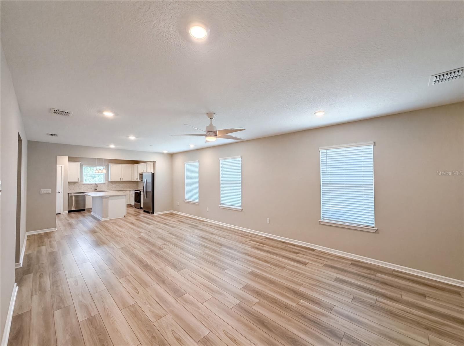 Single Family Residence at 8332 SW 54TH LOOP, OCALA, photo 5 of 24