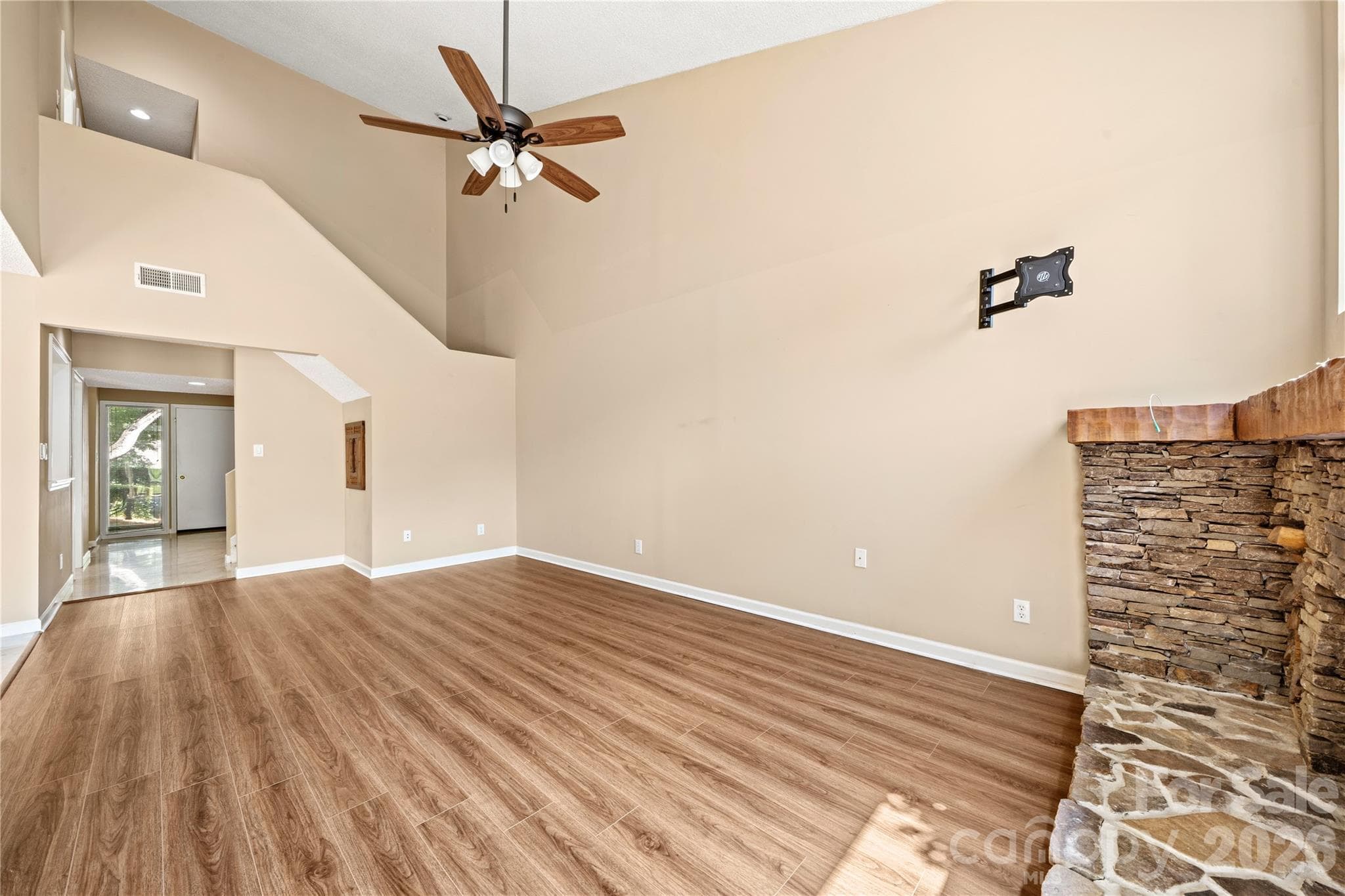 Condominium at 102 Ridgeport Road, Clover, photo 29 of 41