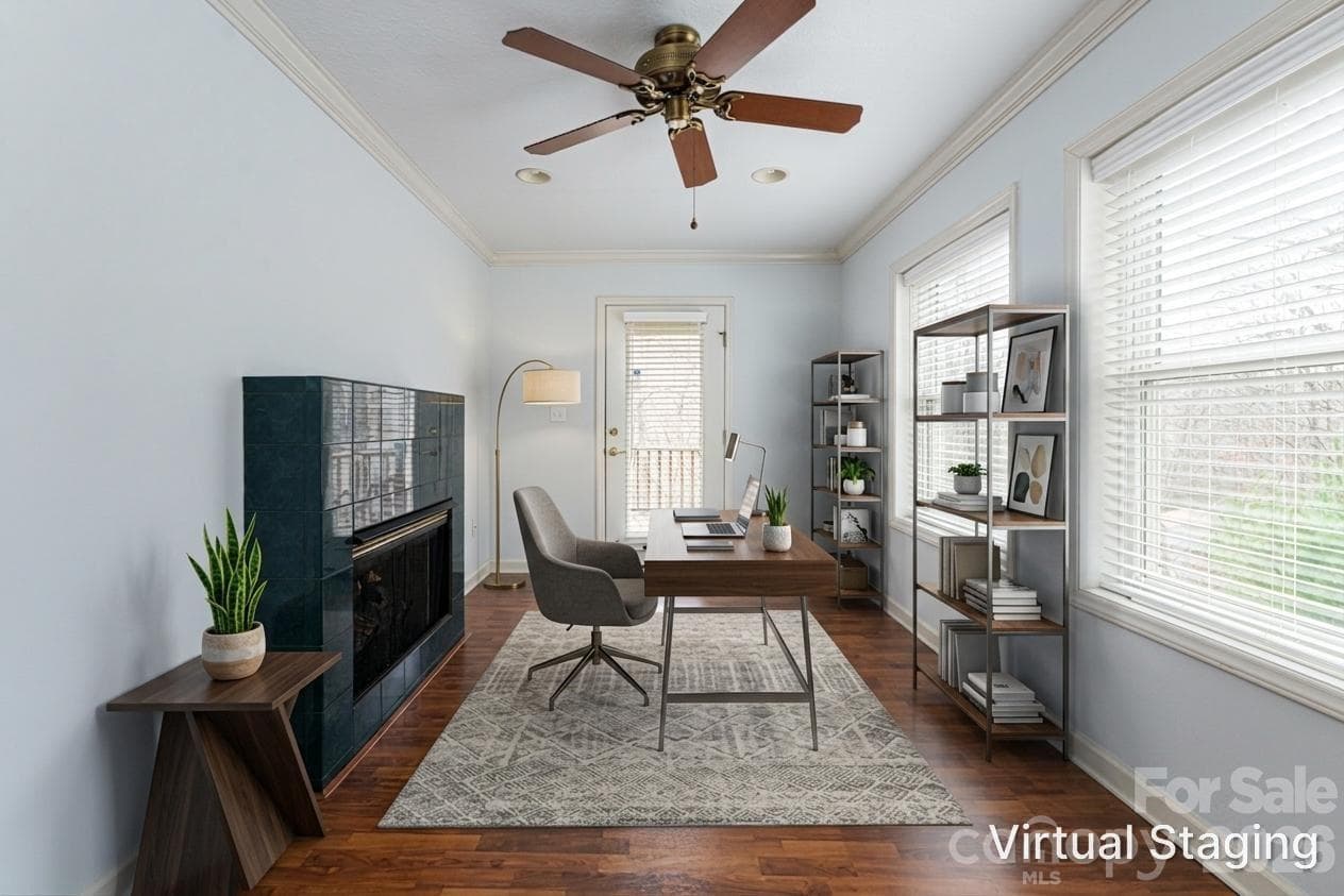 Virtually staged office - Black Mountain