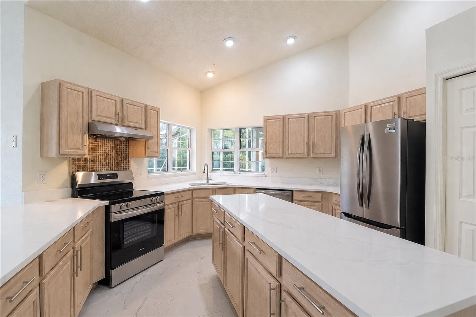 Single Family Residence at 7649 SW 103RD LOOP, OCALA, photo 16 of 52