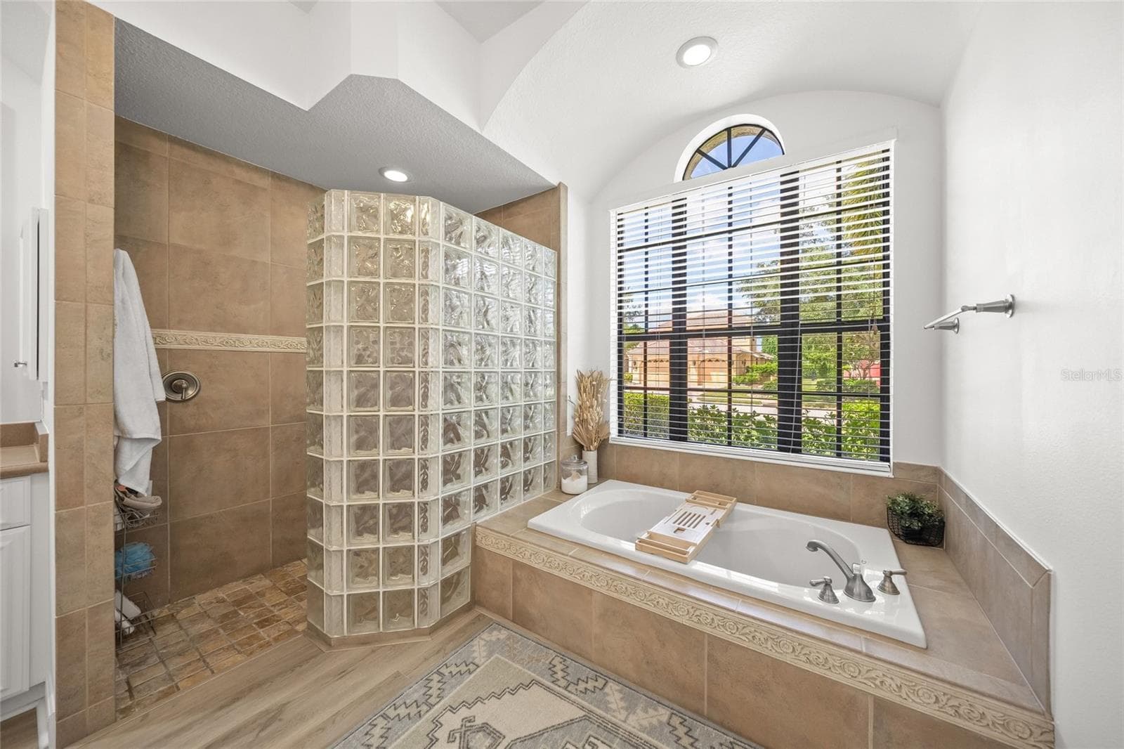 Single Family Residence at 4665 TUSCANA DR, SARASOTA, photo 28 of 63