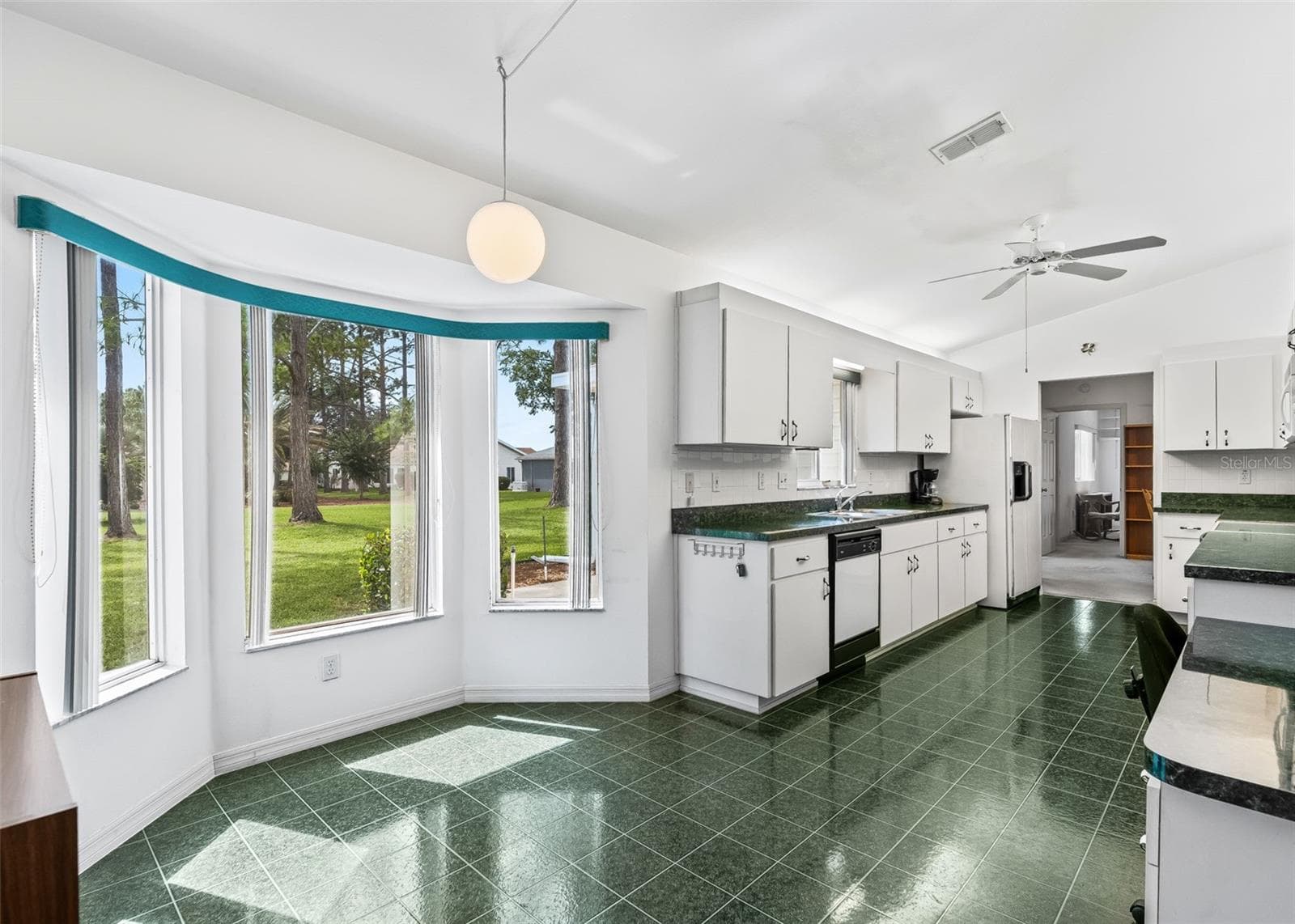 Single Family Residence at 13740 SE 86TH TER, SUMMERFIELD, photo 15 of 29