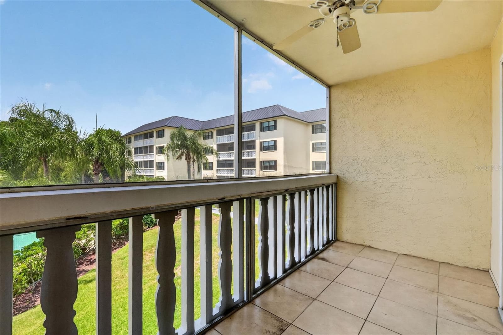 Condominium at 101 N GRANDVIEW ST #203, MOUNT DORA, photo 29 of 55
