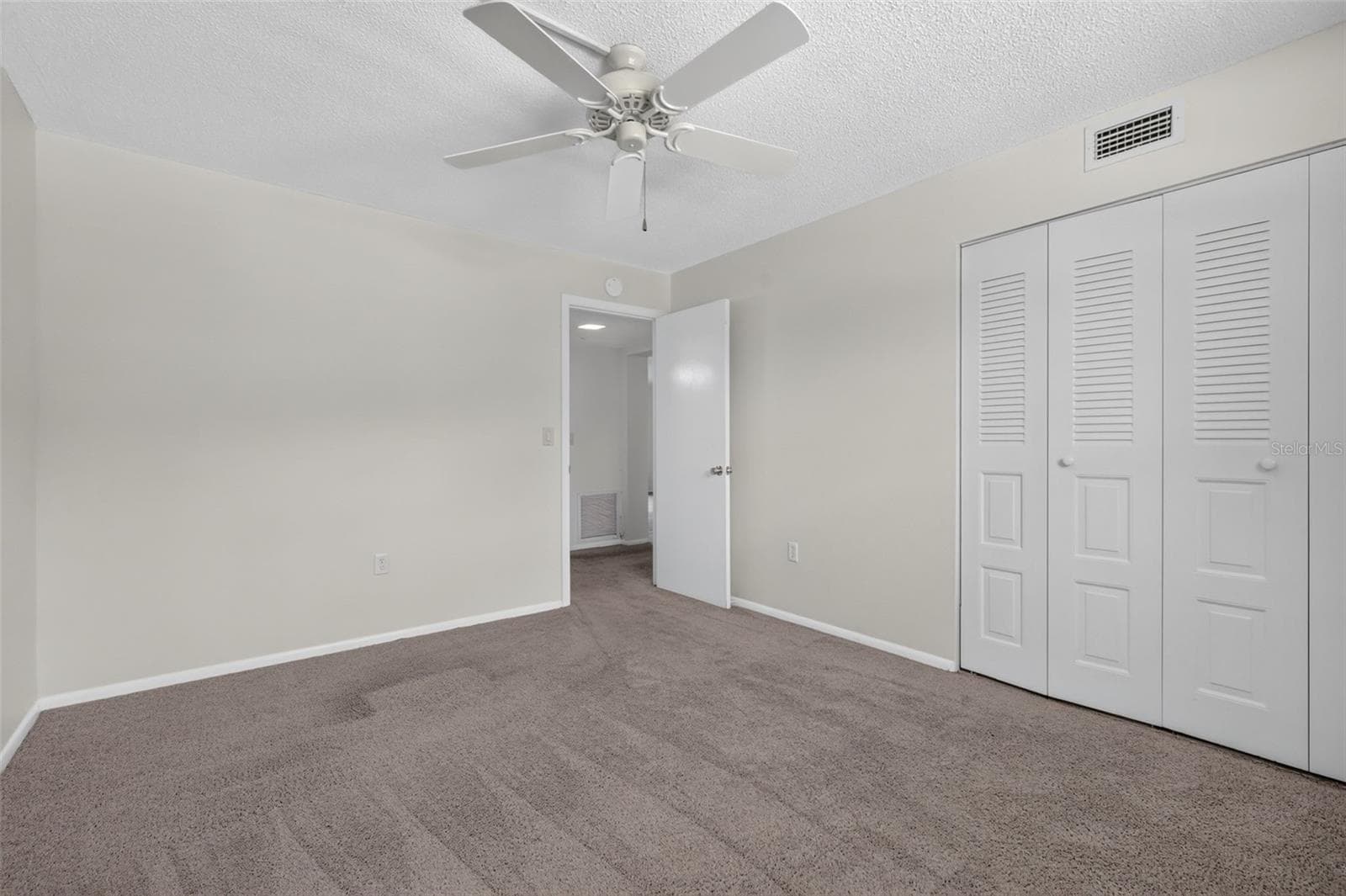 Guest bedroom - 101 N GRANDVIEW ST #203, MOUNT DORA