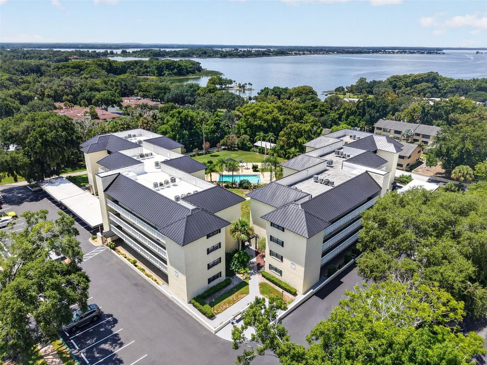 Condominium at 101 N GRANDVIEW ST #203, MOUNT DORA, photo 36 of 55