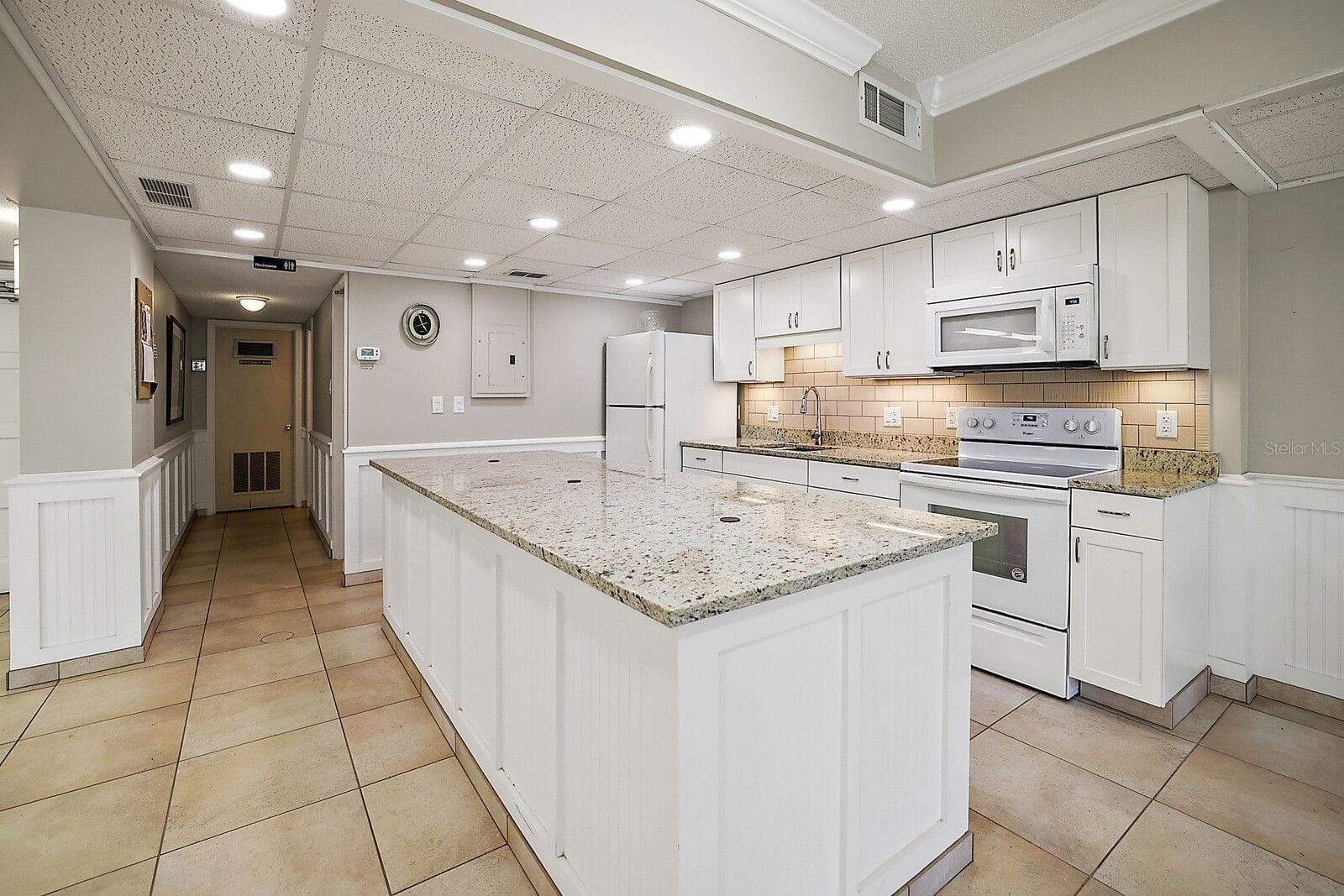 Condominium at 101 N GRANDVIEW ST #203, MOUNT DORA, photo 44 of 55