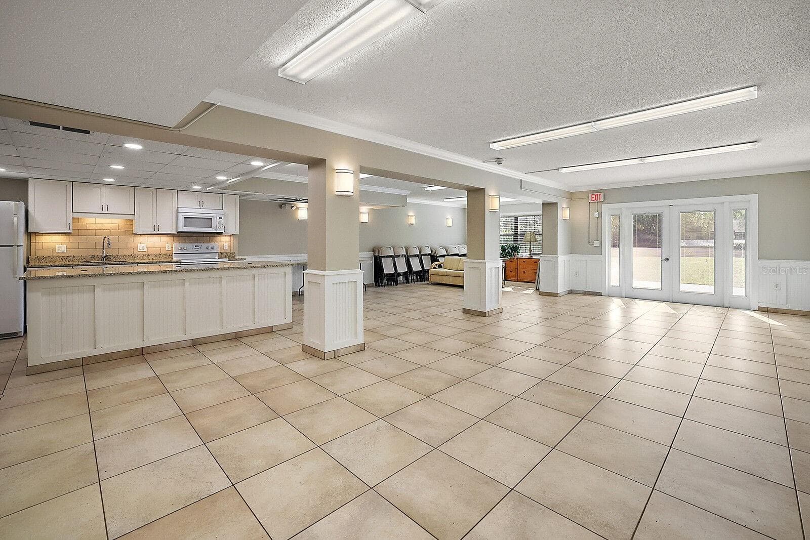 Condominium at 101 N GRANDVIEW ST #203, MOUNT DORA, photo 45 of 55