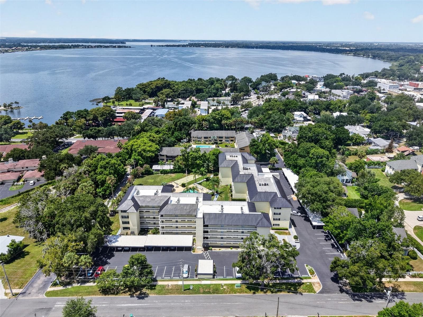 Condominium at 101 N GRANDVIEW ST #203, MOUNT DORA, photo 50 of 55