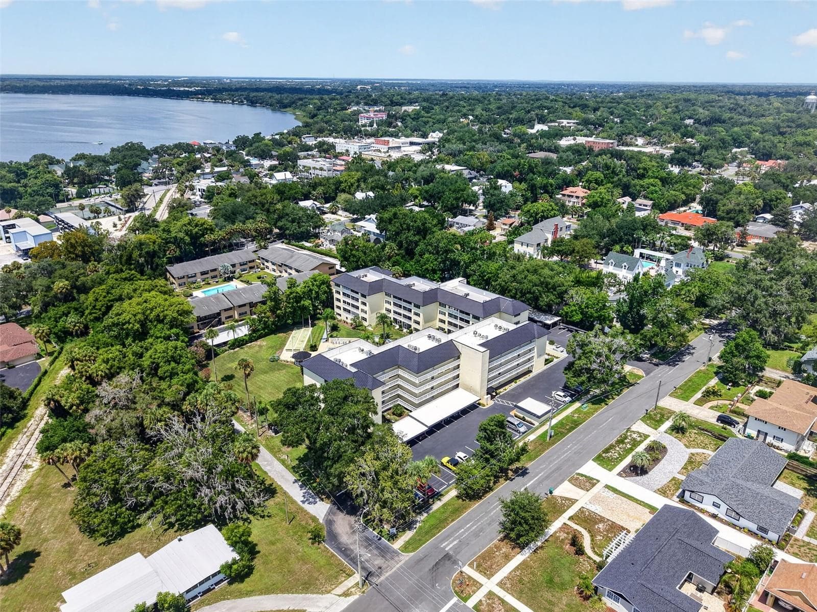 Condominium at 101 N GRANDVIEW ST #203, MOUNT DORA, photo 51 of 55