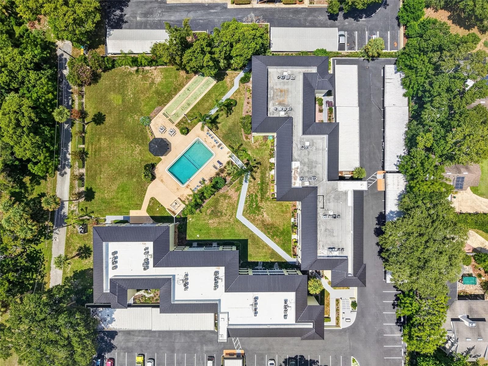 Condominium at 101 N GRANDVIEW ST #203, MOUNT DORA, photo 52 of 55