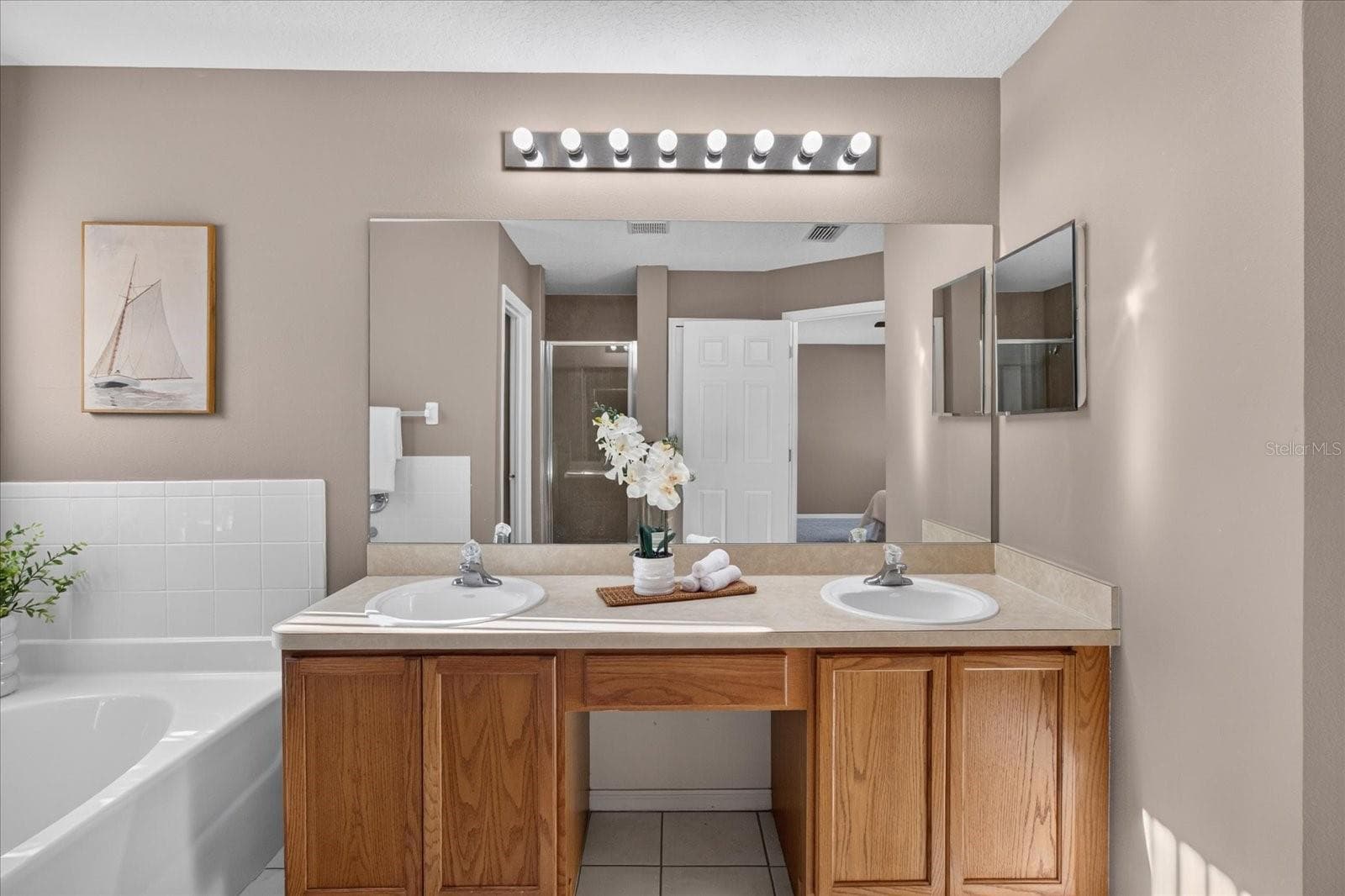 Single Family Residence at 11306 PELICAN LAKE CT, RIVERVIEW, photo 17 of 33