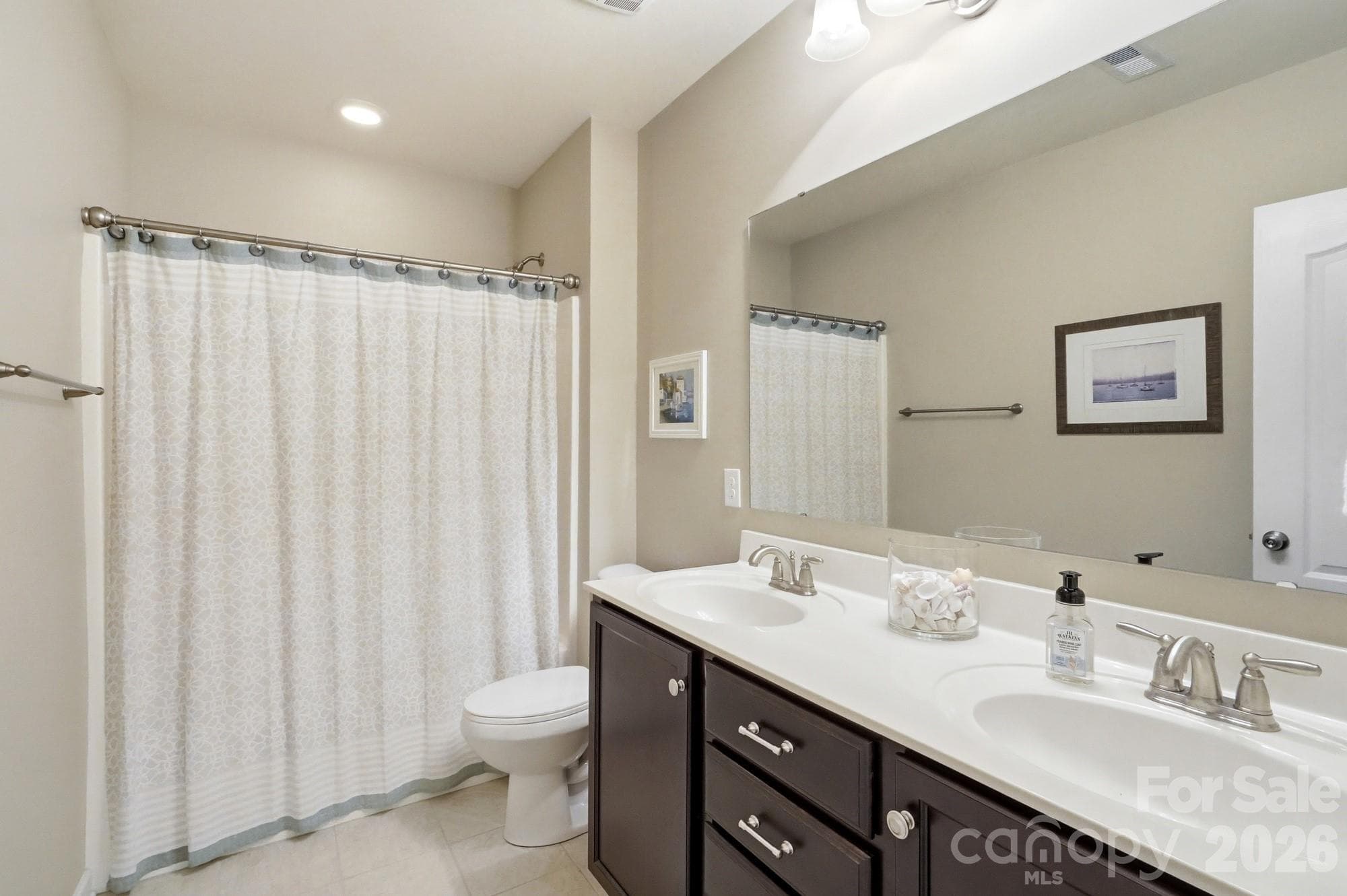 Single Family Residence at 15000 Kinnegal Lane, Charlotte, photo 38 of 48