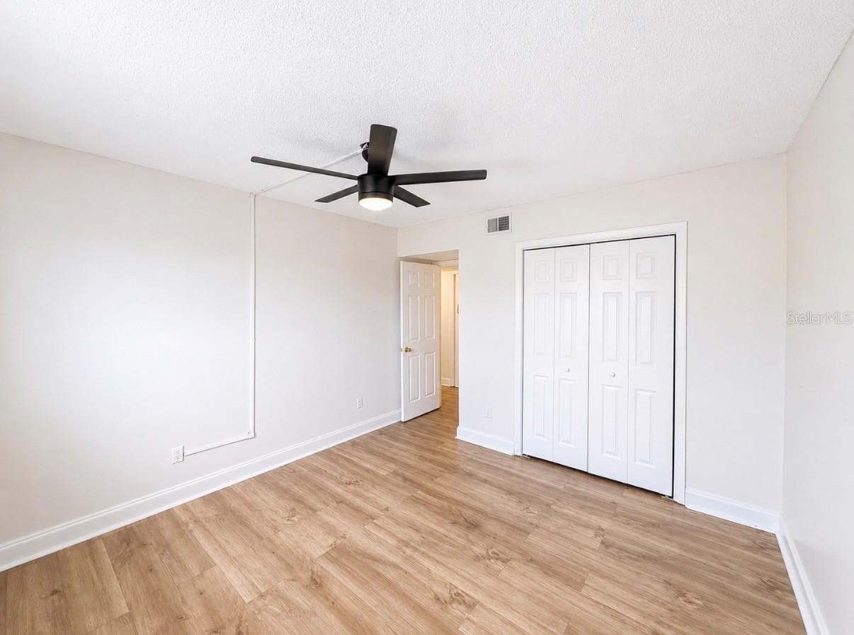 Condominium at 5541 BAY BLVD #550, PORT RICHEY, photo 9 of 12