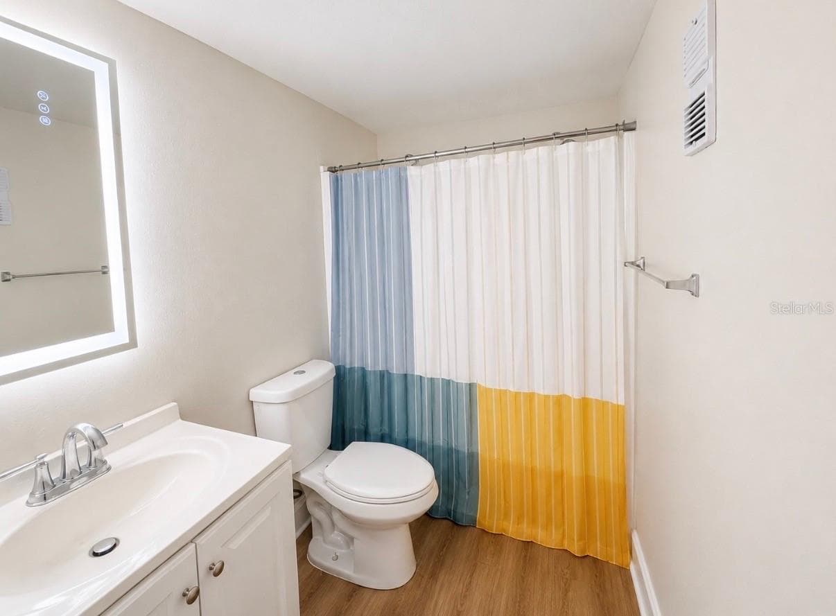 Condominium at 5541 BAY BLVD #550, PORT RICHEY, photo 11 of 12