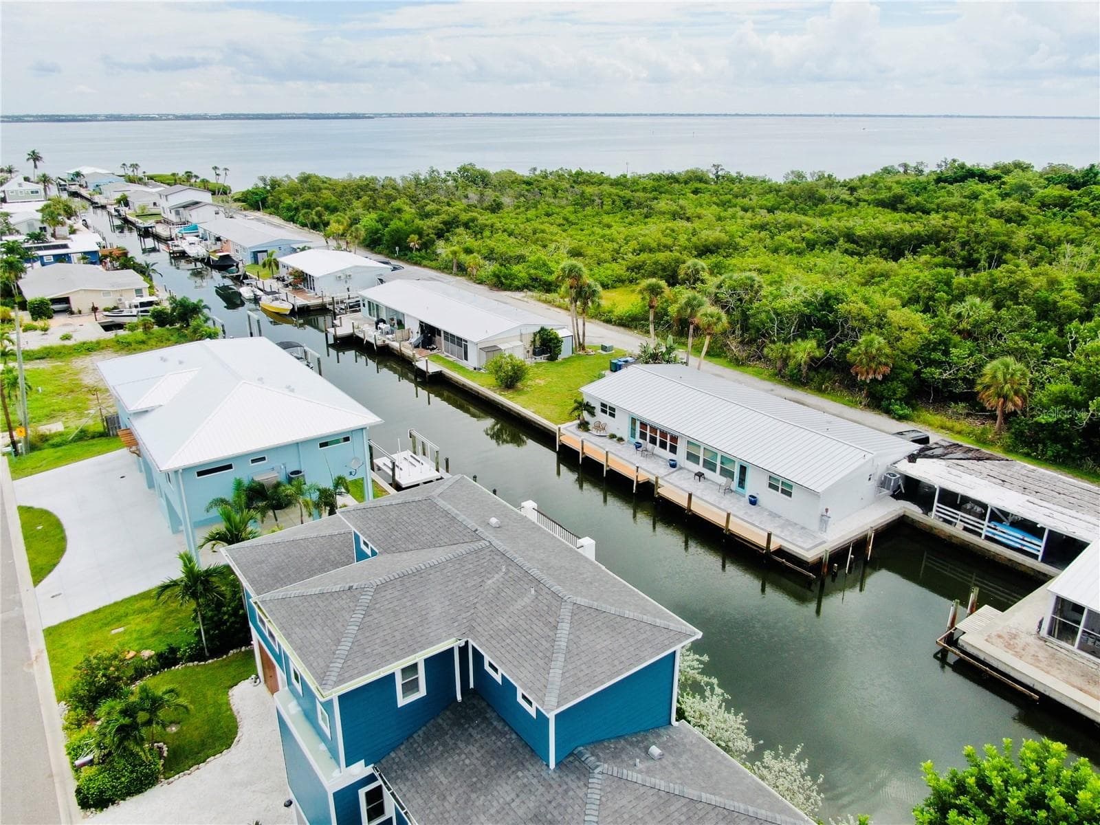 Condominium at 713 SAINT JUDES DR S #2, LONGBOAT KEY, photo 5 of 45