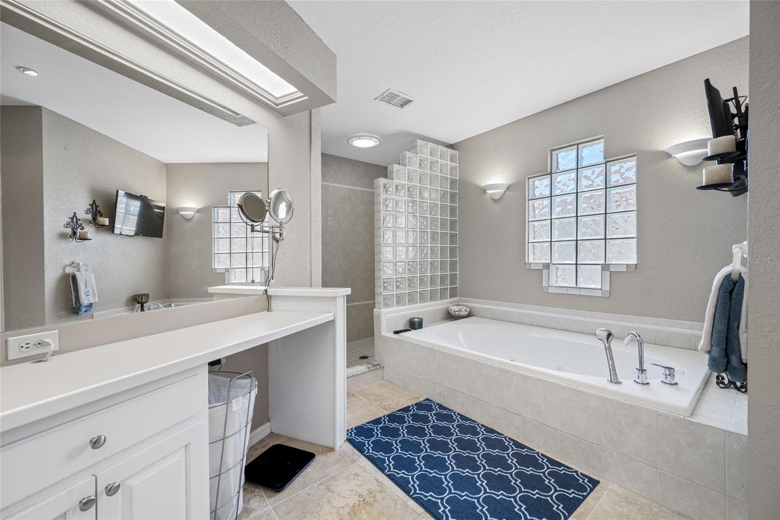 Single Family Residence at 861 SYMPHONY ISLES BLVD, APOLLO BEACH, photo 48 of 98