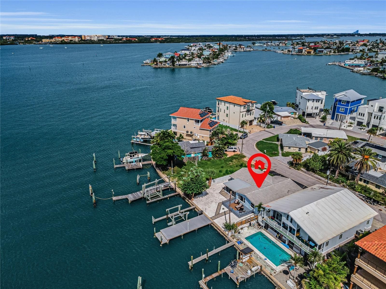 No bridges to John's Pass. - 360 145TH AVE E, MADEIRA BEACH