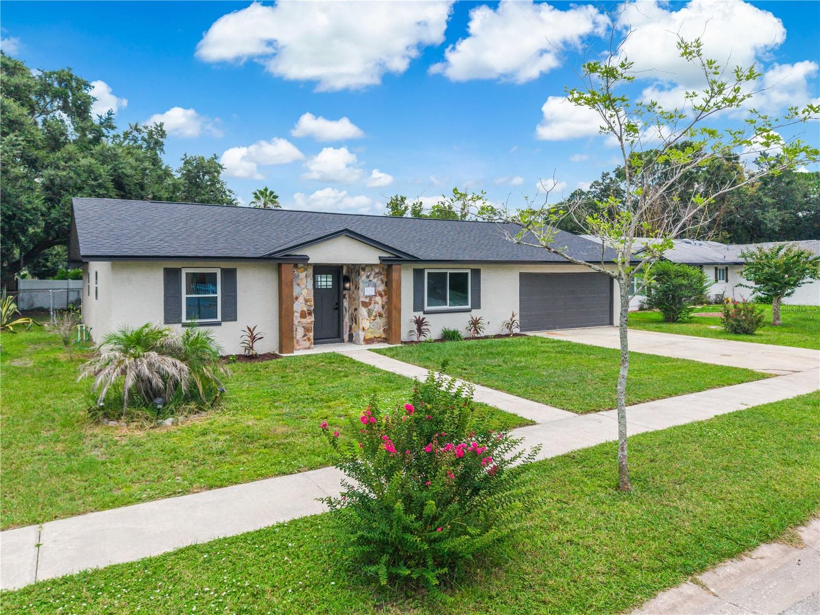 Single Family Residence at 8624 BAYLOR CIR, ORLANDO, photo 3 of 46