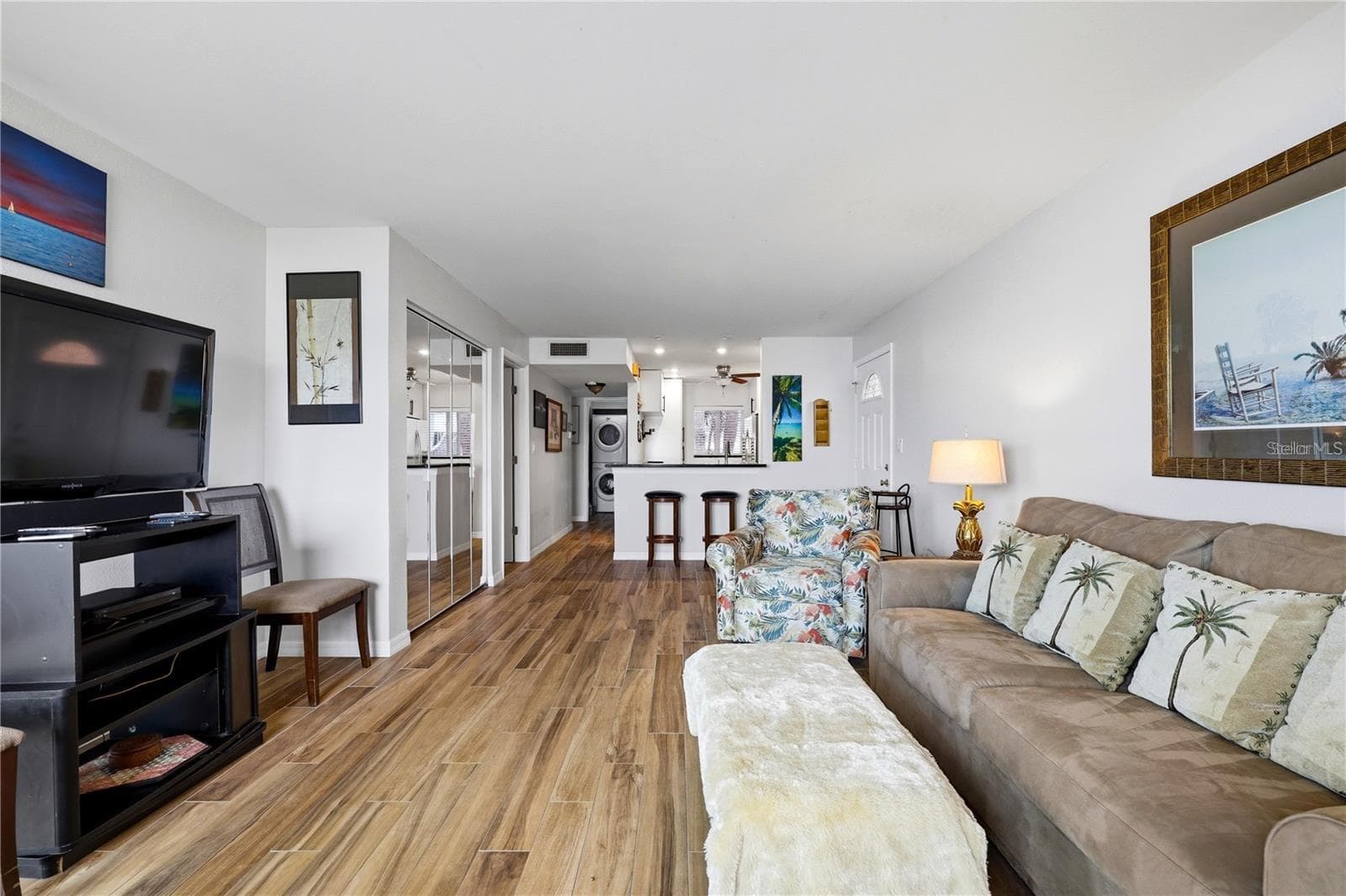 Condominium at 7400 SUNSHINE SKYWAY LN S #111, ST PETERSBURG, photo 14 of 38