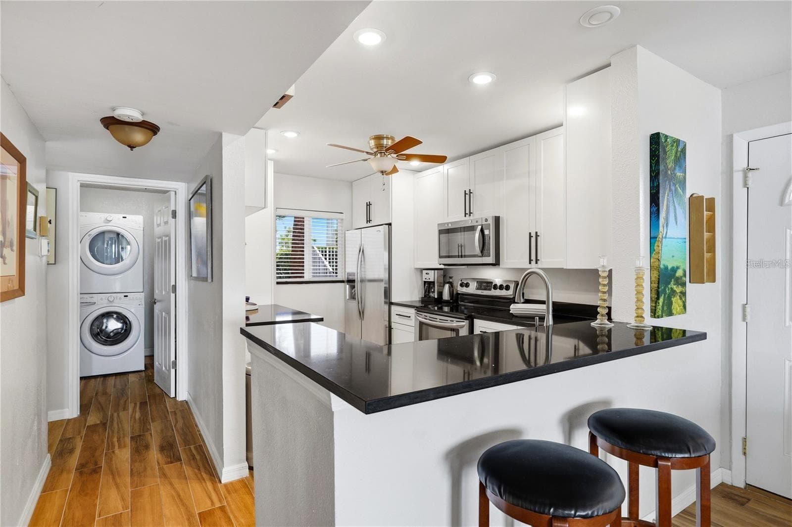 Condominium at 7400 SUNSHINE SKYWAY LN S #111, ST PETERSBURG, photo 15 of 38