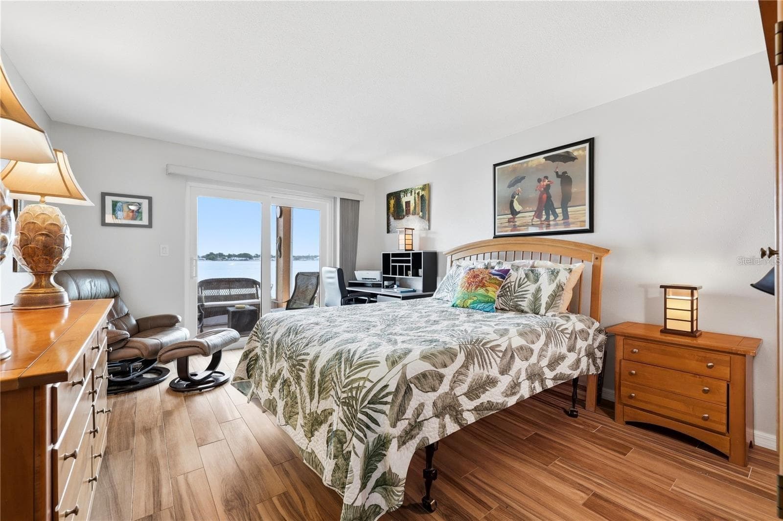 Condominium at 7400 SUNSHINE SKYWAY LN S #111, ST PETERSBURG, photo 20 of 38