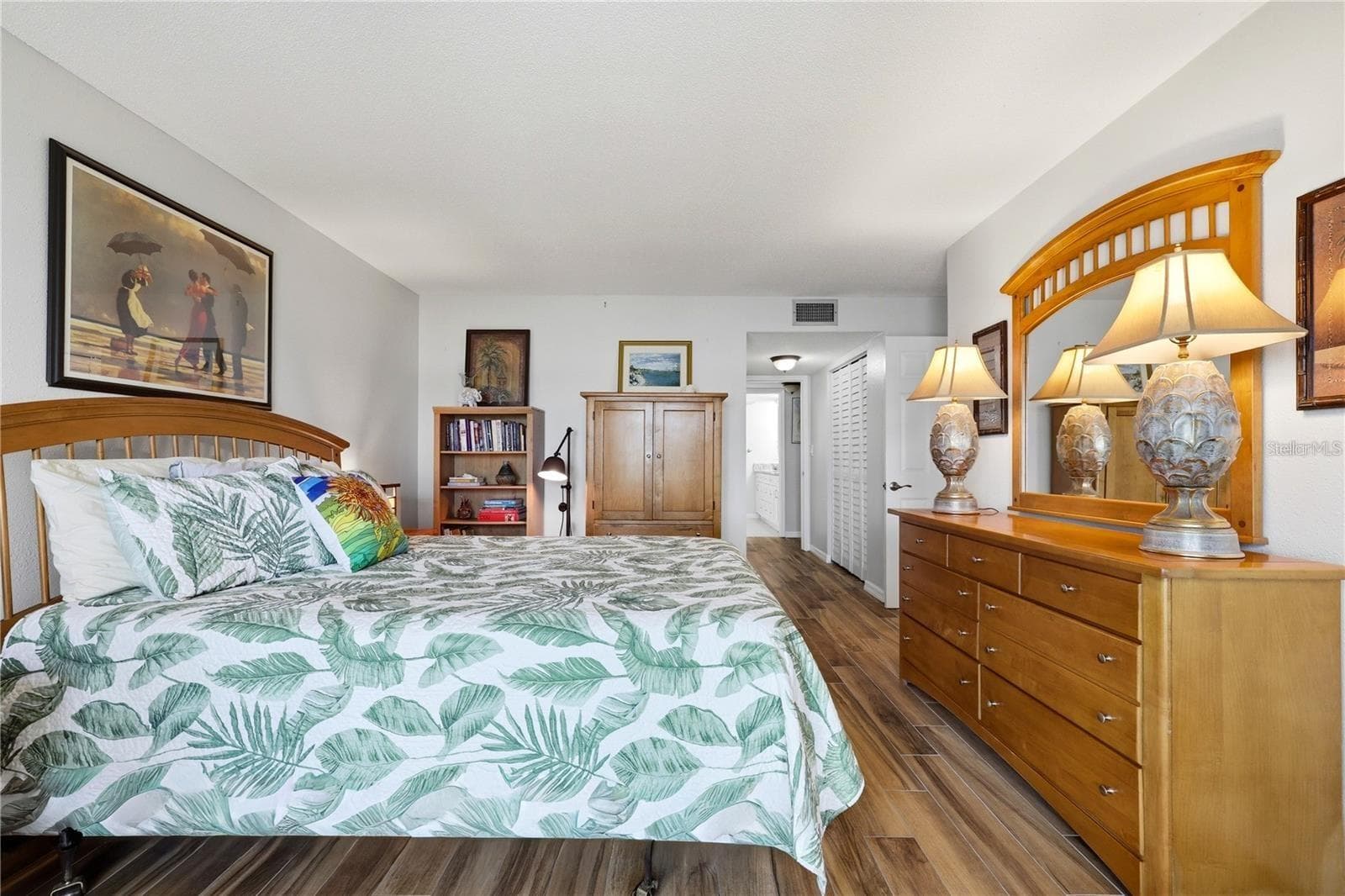 Condominium at 7400 SUNSHINE SKYWAY LN S #111, ST PETERSBURG, photo 22 of 38