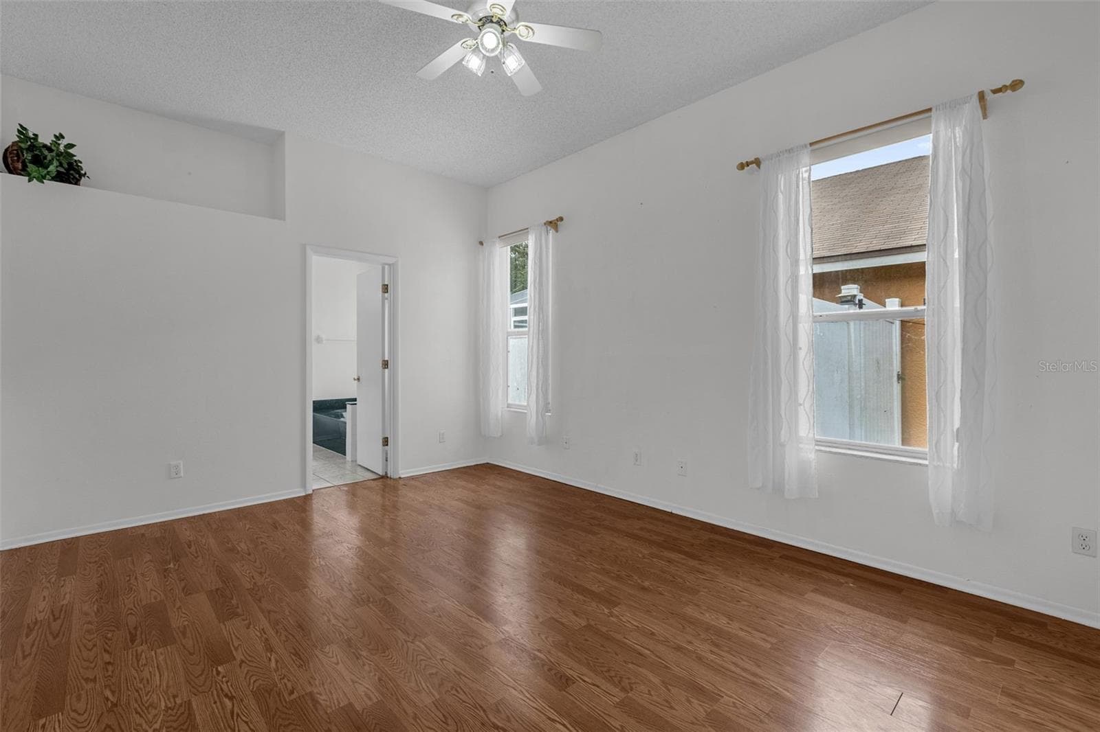 Single Family Residence at 502 BRIGHTVIEW DR, LAKE MARY, photo 27 of 52