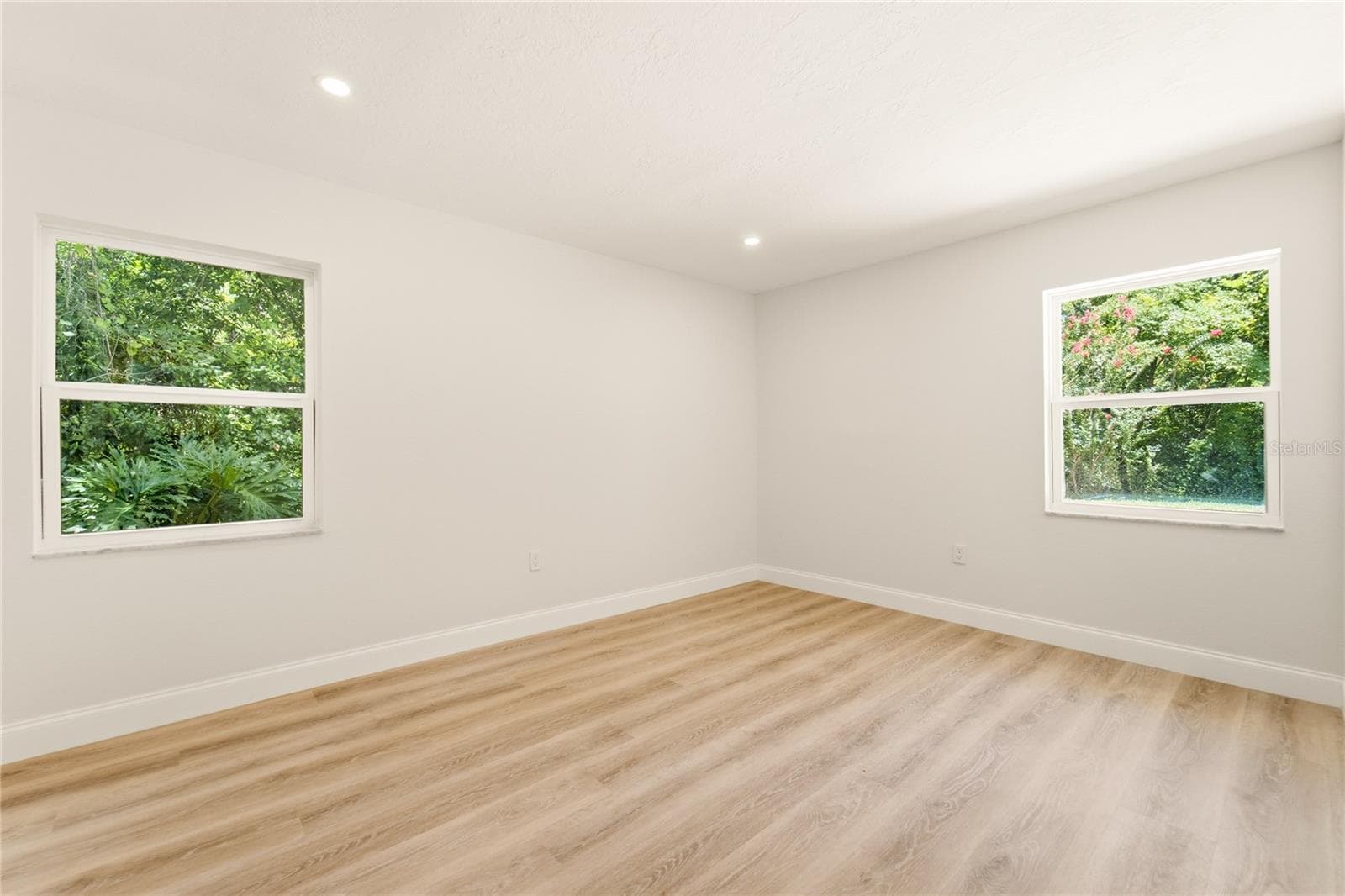 Single Family Residence at 114 WAYLAND CIR, LONGWOOD, photo 29 of 45