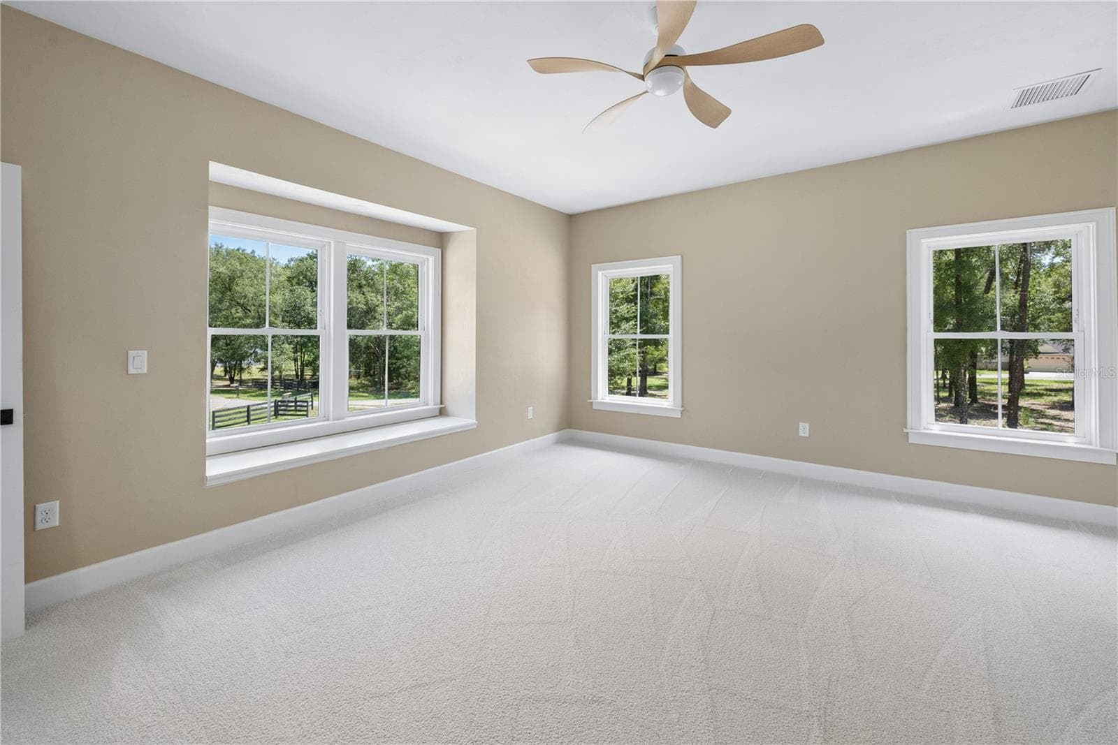 Single Family Residence at 285 SW HERMITAGE GLN, HIGH SPRINGS, photo 44 of 54