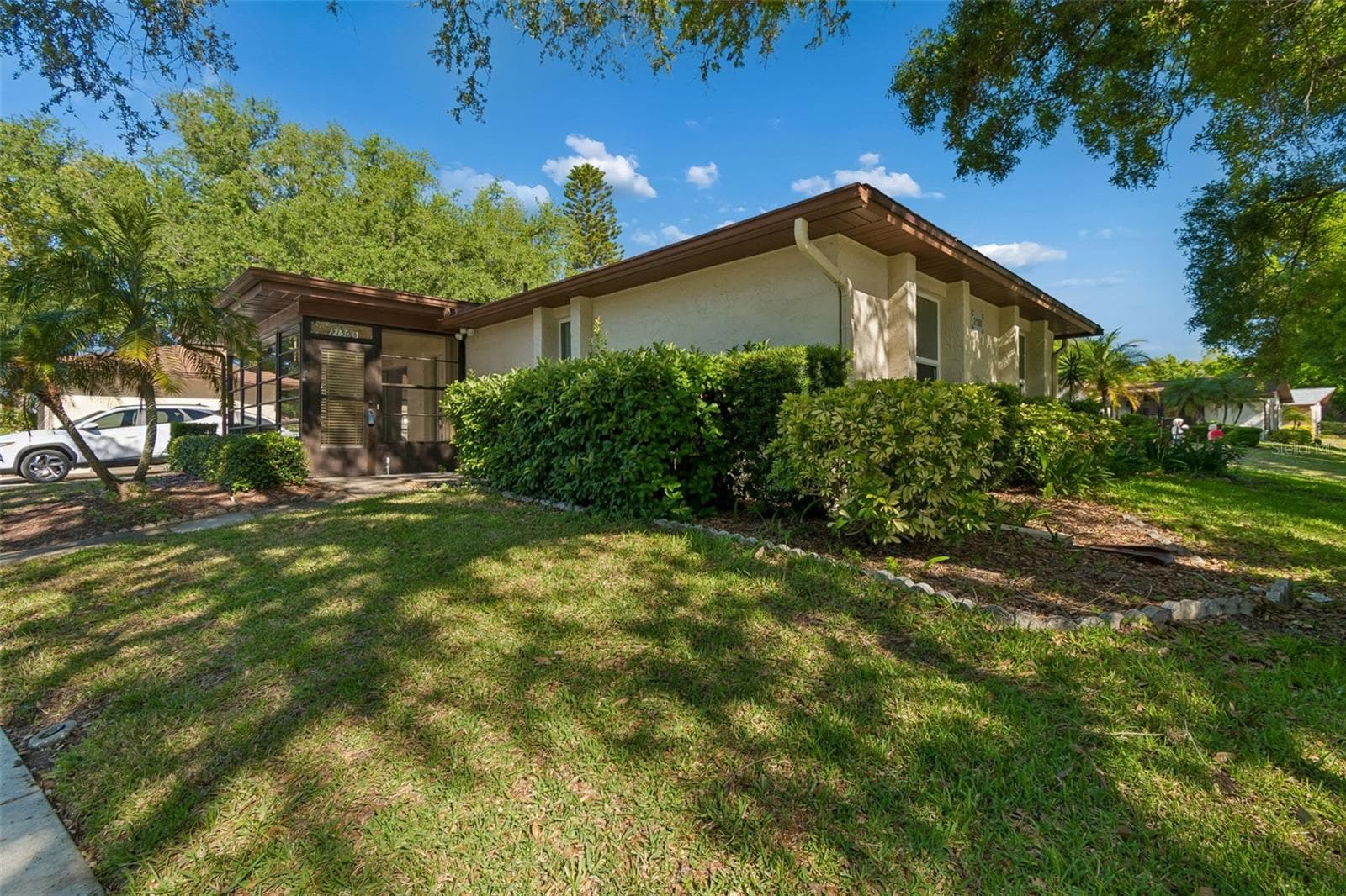 Condominium at 2150 SHELLY DR #B, PALM HARBOR, photo 2 of 33