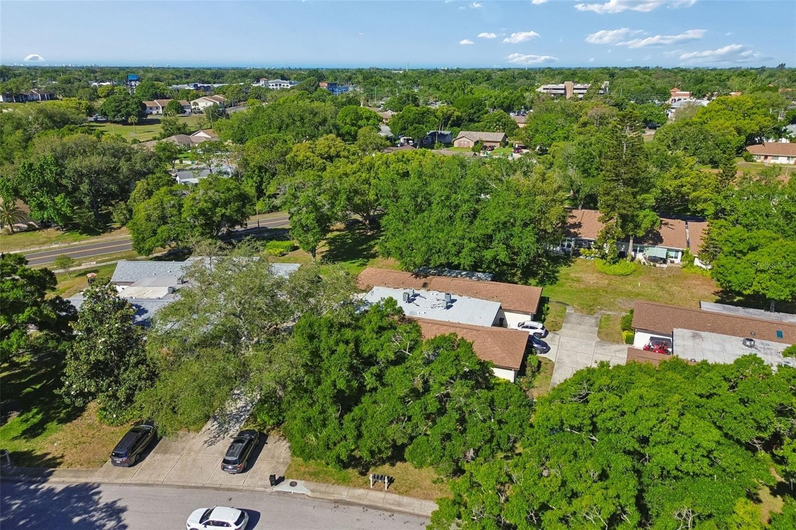 Condominium at 2150 SHELLY DR #B, PALM HARBOR, photo 23 of 33