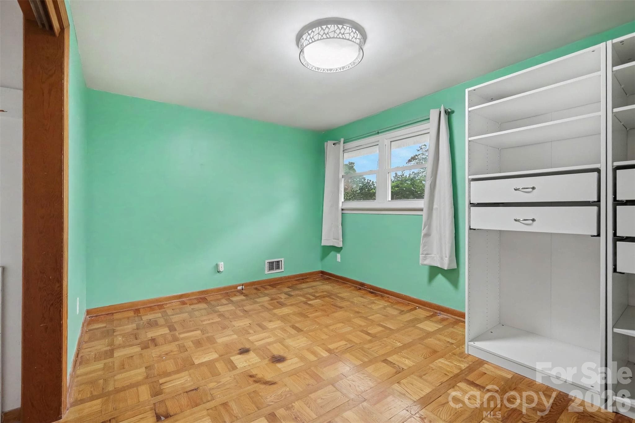 Single Family Residence at 126 21st Avenue NW, Hickory, photo 7 of 35