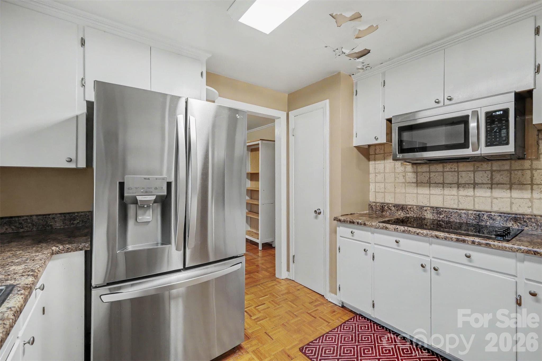 Single Family Residence at 126 21st Avenue NW, Hickory, photo 12 of 35