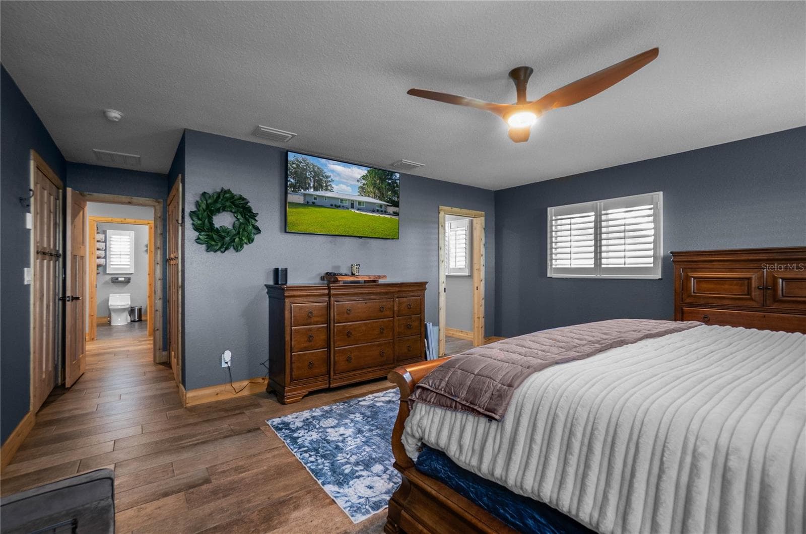 Single Family Residence at 221 S HUNTING LODGE DR, INVERNESS, photo 17 of 52
