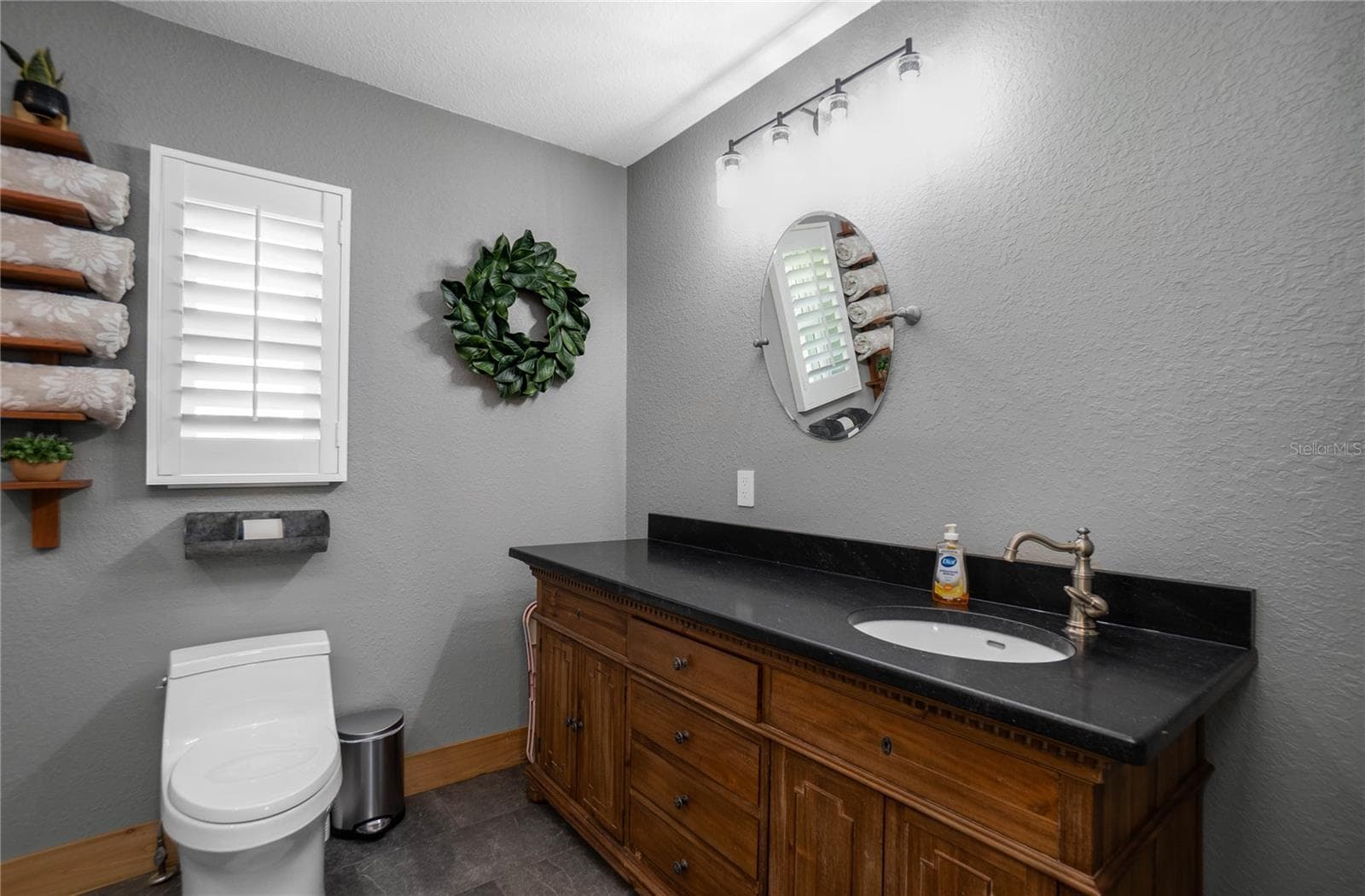 Single Family Residence at 221 S HUNTING LODGE DR, INVERNESS, photo 20 of 52